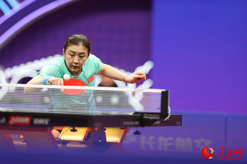 陈梦在比赛中。