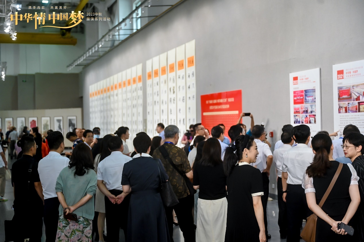 �������ڲι�չ�������췽��ͼ