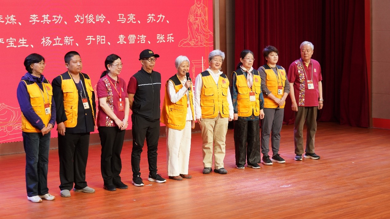 服务满二十年志愿者代表发表感言。故宫博物院供图