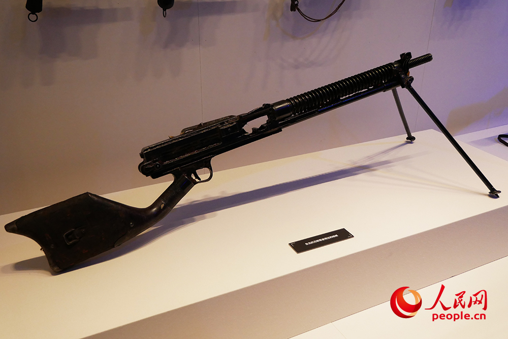 东北抗日联军使用过的枪械。人民网记者 韦衍行摄