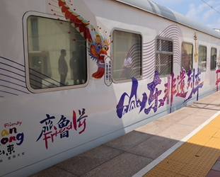 从泰山到天山的“移动非遗博物馆”