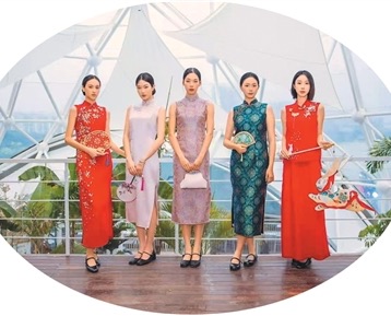 将传统旗袍与现代设计巧妙融合