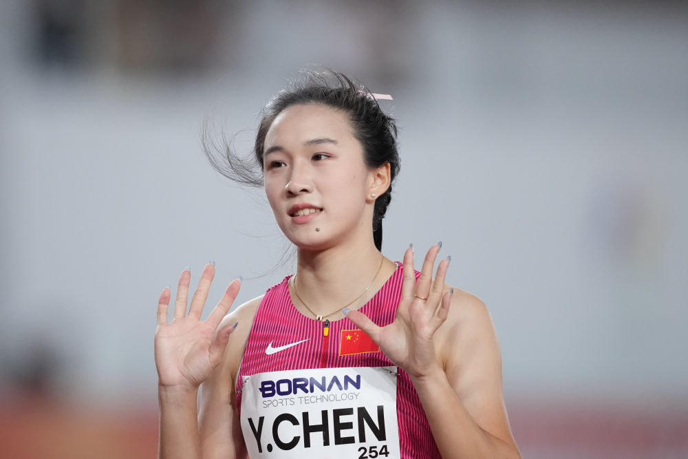 9月24日，中国选手陈妤颉在女子100米预赛后。新华社记者 雒圆 摄