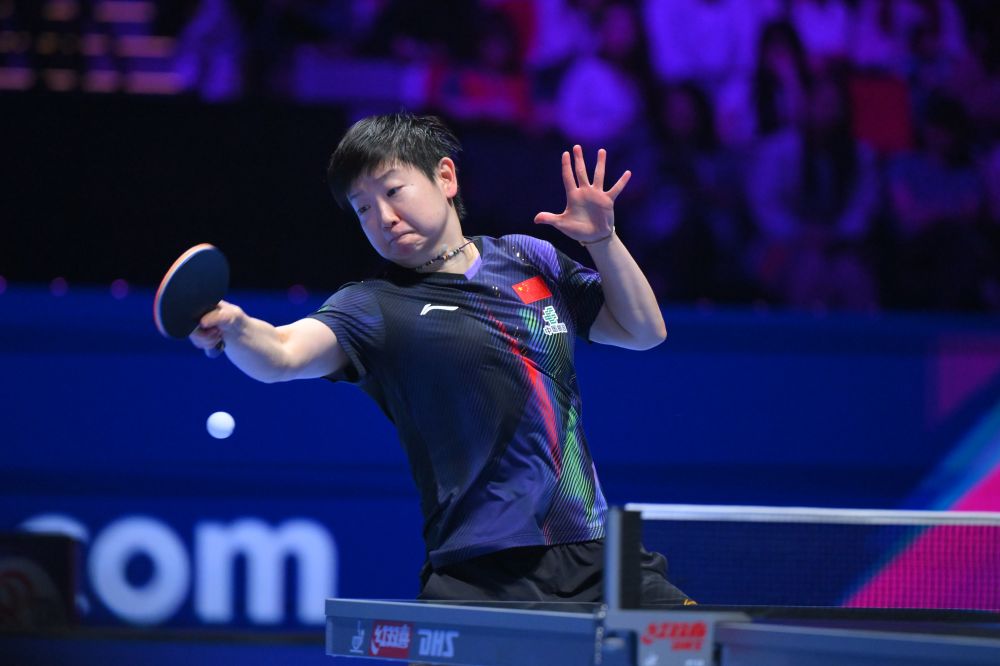 孙颖莎在比赛中。新华社记者 张金加 摄